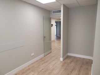 Oficina en alquiler en Playa de la Fontanilla en Marbella