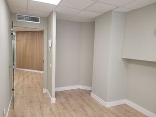 Oficina en alquiler en Playa de la Fontanilla en Marbella