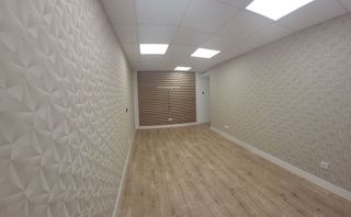 Oficina en alquiler en Playa de la Fontanilla en Marbella