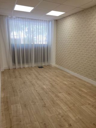 Oficina en alquiler en Playa de la Fontanilla en Marbella