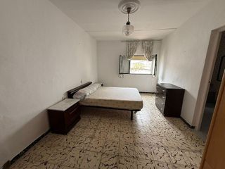 Casa adosada en venta en Gelves