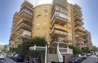 Piso en alquiler en Playamar en Torremolinos