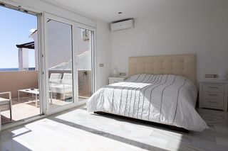 Ático en alquiler en Puerto Banús en Marbella