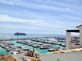 Ático en alquiler en Puerto Banús en Marbella