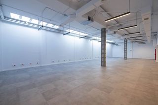 Oficina en alquiler en Tres Olivos - Valverde en Madrid