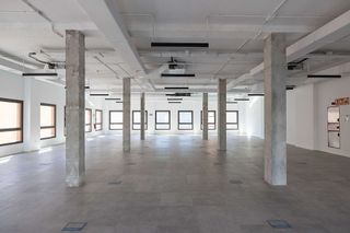 Oficina en alquiler en Tres Olivos - Valverde en Madrid