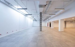 Oficina en alquiler en Tres Olivos - Valverde en Madrid