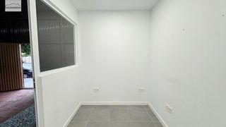 Local comercial en alquiler en Alegría de la Huerta- Jardín de Málaga en Málaga