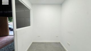 Local comercial en alquiler en Alegría de la Huerta- Jardín de Málaga en Málaga