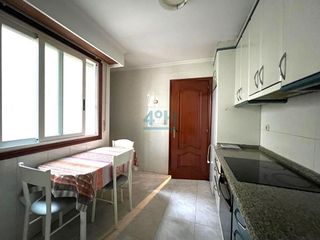 Piso en alquiler en Centro en Ourense