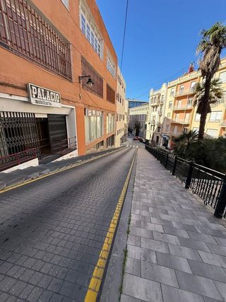 Local comercial en alquiler en Alcoy/Alcoi