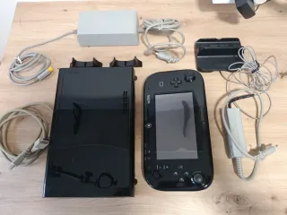 Nintendo Wii U Mario Kart 8 Premium Pack