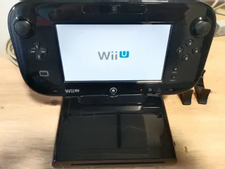 Nintendo Wii U Mario Kart 8 Premium Pack