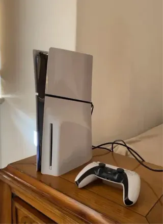 Ps5 Slim Blanca + Mando + FIFA 24