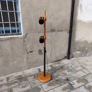 Lámpara Pie Vintage Nórdica Madera dos focos