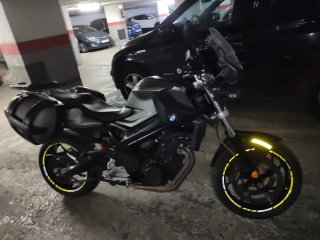 BMW Naked Moto Manual