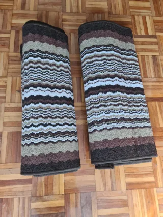 Alfombra de pasillo con rayas