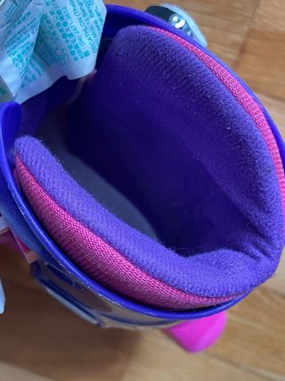 Patines niña talla 26-28 .