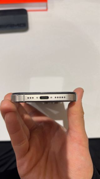 iPhone 15 Pro 256 GB - 86% Batería
