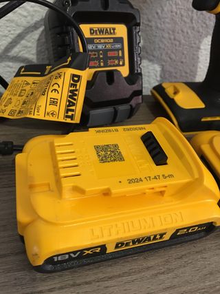 Taladro Original Dewalt DCD709
