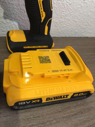 Taladro Original Dewalt DCD709