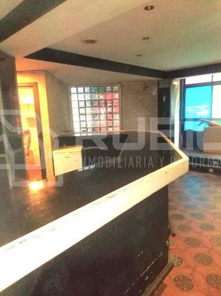 Local comercial en venta en Carlos V en Laredo