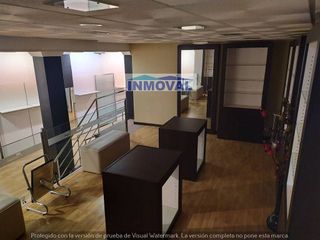Local comercial en venta en Valdepeñas