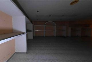 Local comercial en venta en Santa Teresa-Vista Hermosa en Toledo