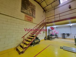 Nave industrial en venta en Casco Histórico en Alcalá de Henares