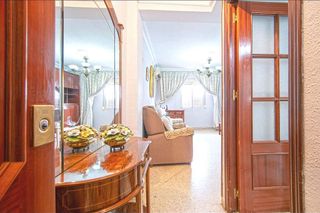 Piso en venta en Tres Huertas - El Torrejón - El Cerezo en Sevilla