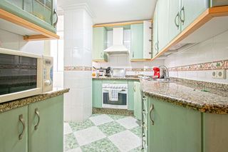 Piso en venta en Tres Huertas - El Torrejón - El Cerezo en Sevilla