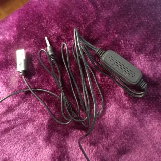 Altavoces negros compactos