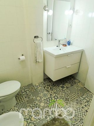 Piso en venta en Parque Ayala - Jardín de la Abadía - Huelín en Málaga