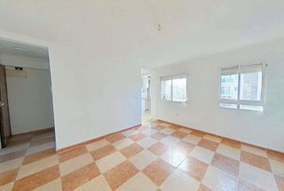 Piso en venta en Portada Alta - Pol. Crta. De Cártama en Málaga