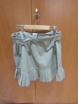 Falda cuero verde Talla L
