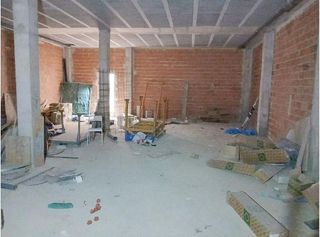 Local comercial en venta en Antigua Moreria en Sagunto