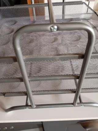 Bandejas organizadoras de metal plateado