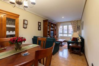 Piso en venta en Natahoyo en Gijón