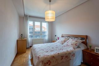 Piso en venta en Natahoyo en Gijón