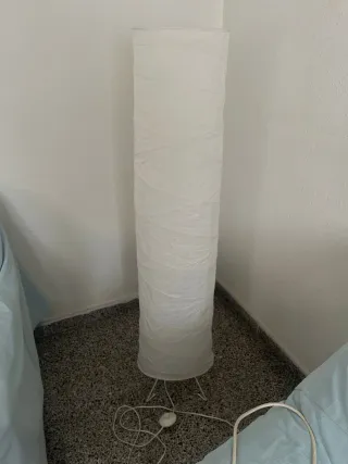 Lámpara de pie Ikea papel blanca