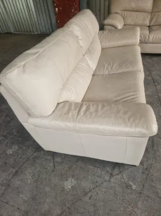 Sofá de piel beige/blanco 2 plazas