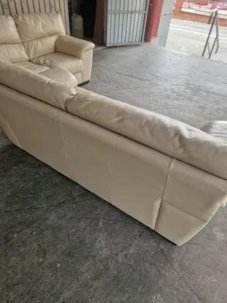 Sofá de piel beige/blanco 2 plazas