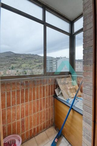 Piso en venta en Lena