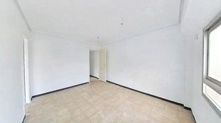 Piso en venta en En Corts en Valencia