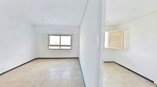 Piso en venta en En Corts en Valencia