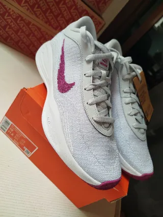 Nike G.T Hustle Academy Talla 44