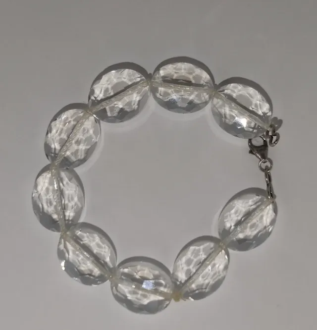 Collar y pulseras de ámbar y cristal