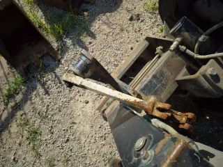 Retro Excavadora Bobcat con 2 cazos y enganche