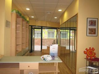 Local comercial en venta en Lucena