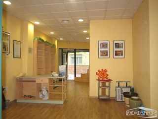 Local comercial en venta en Lucena
